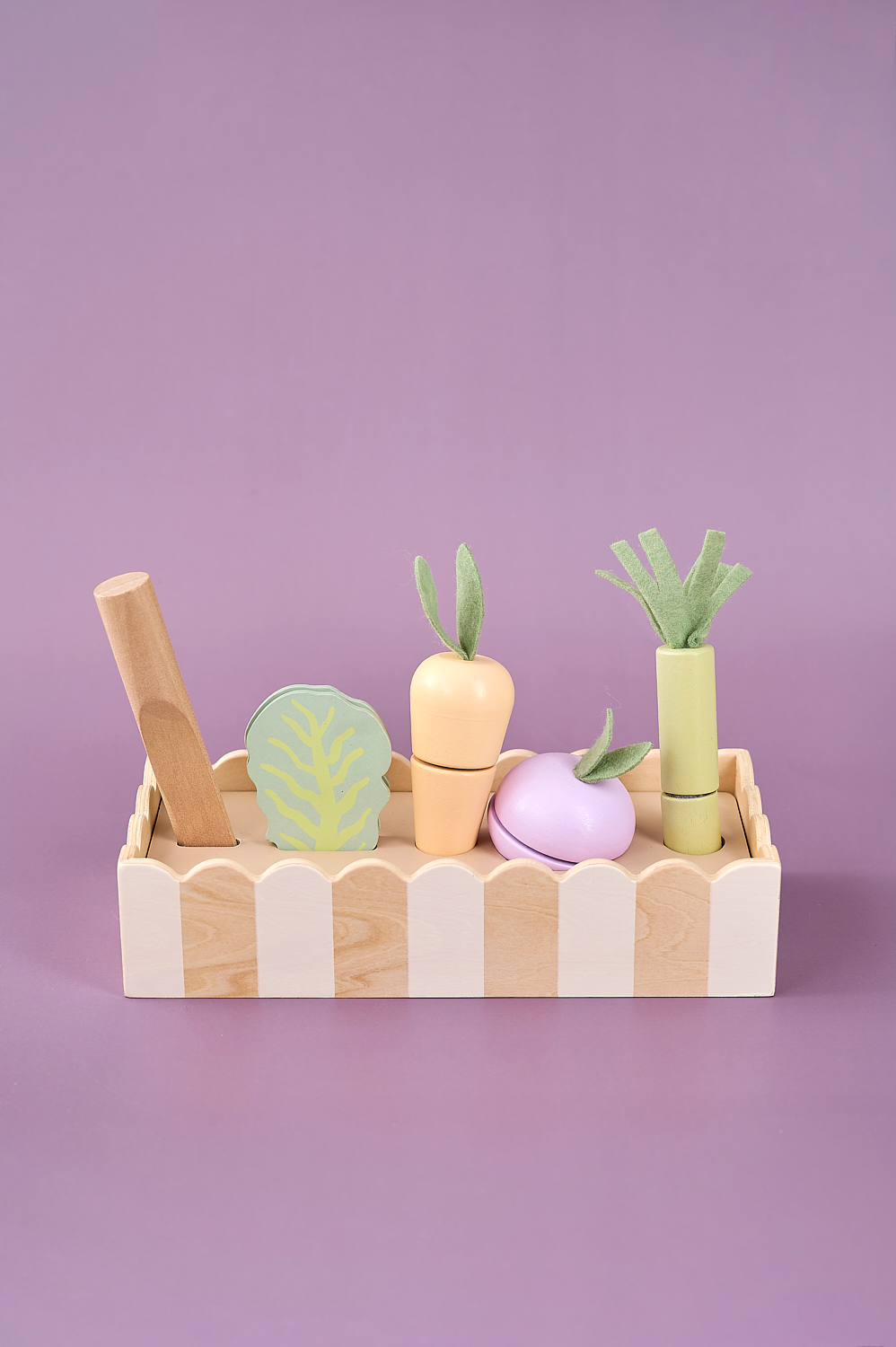 Stack & cut vegetables