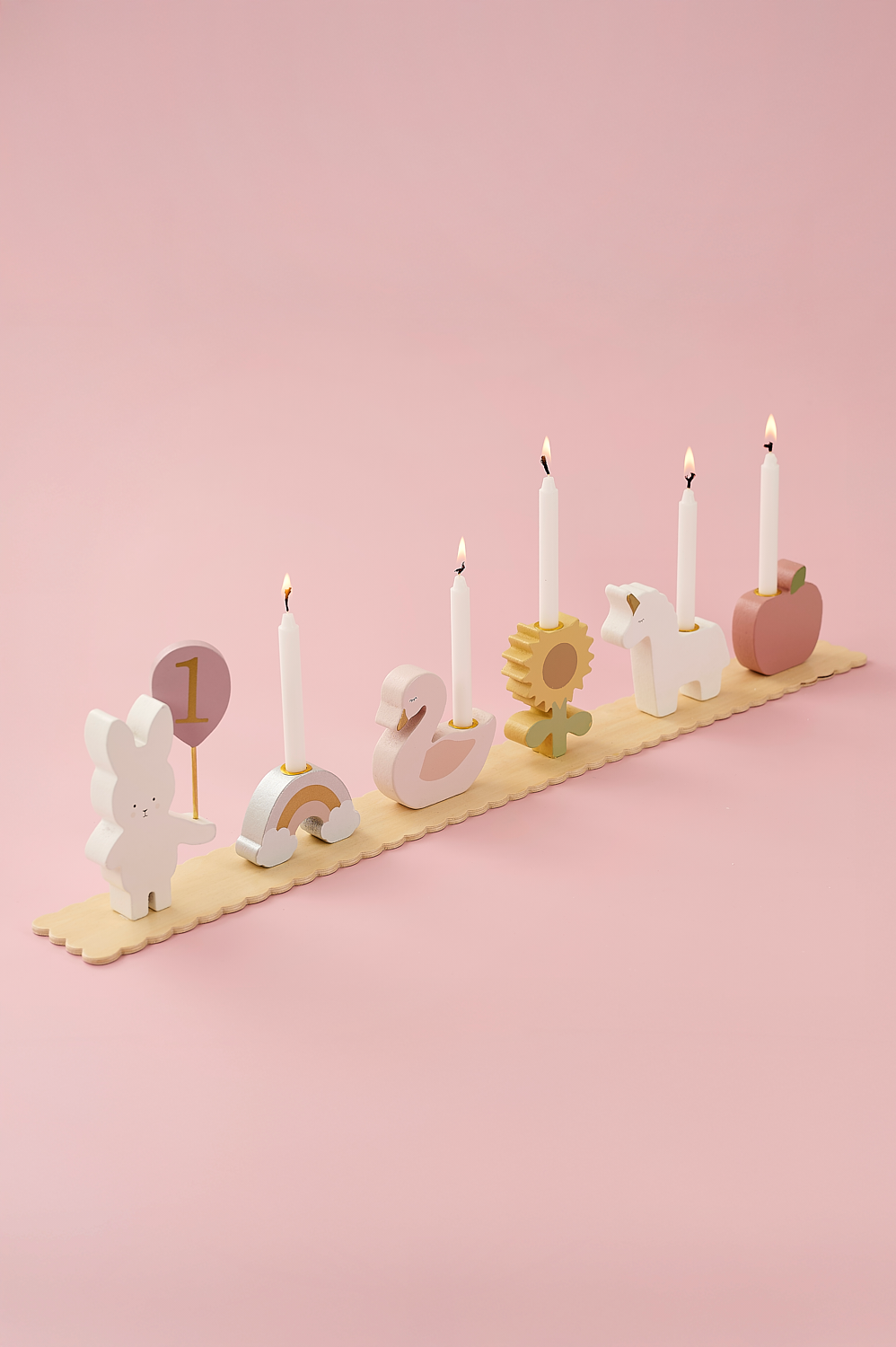 Birthday train Bunny with friends