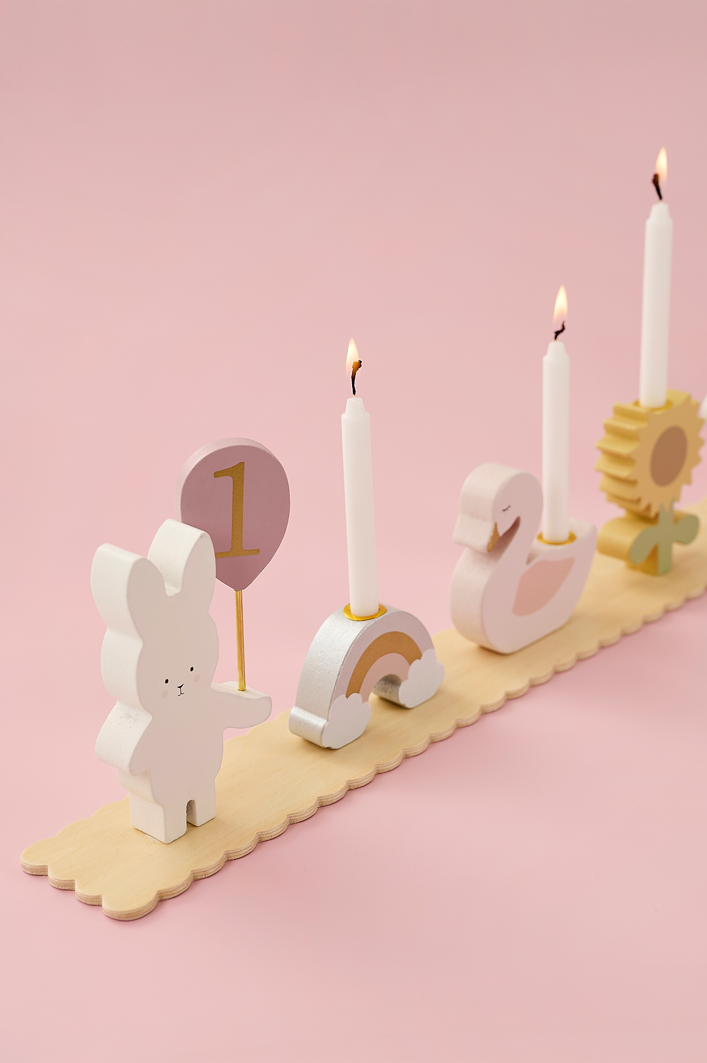 Birthday train Bunny with friends