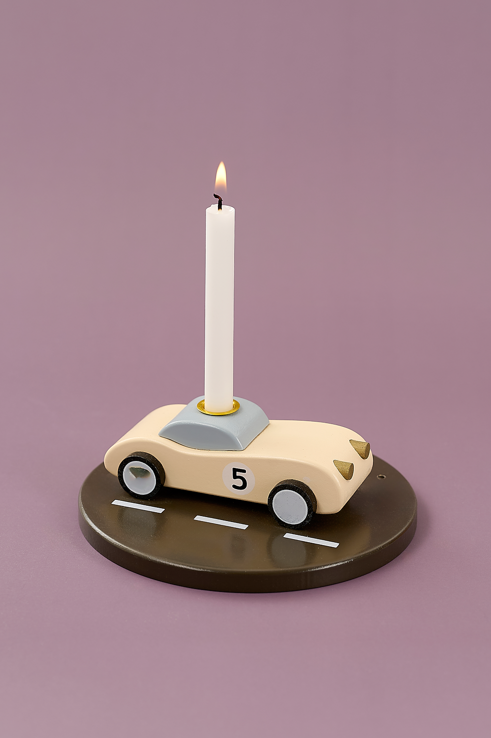 Candlestick car