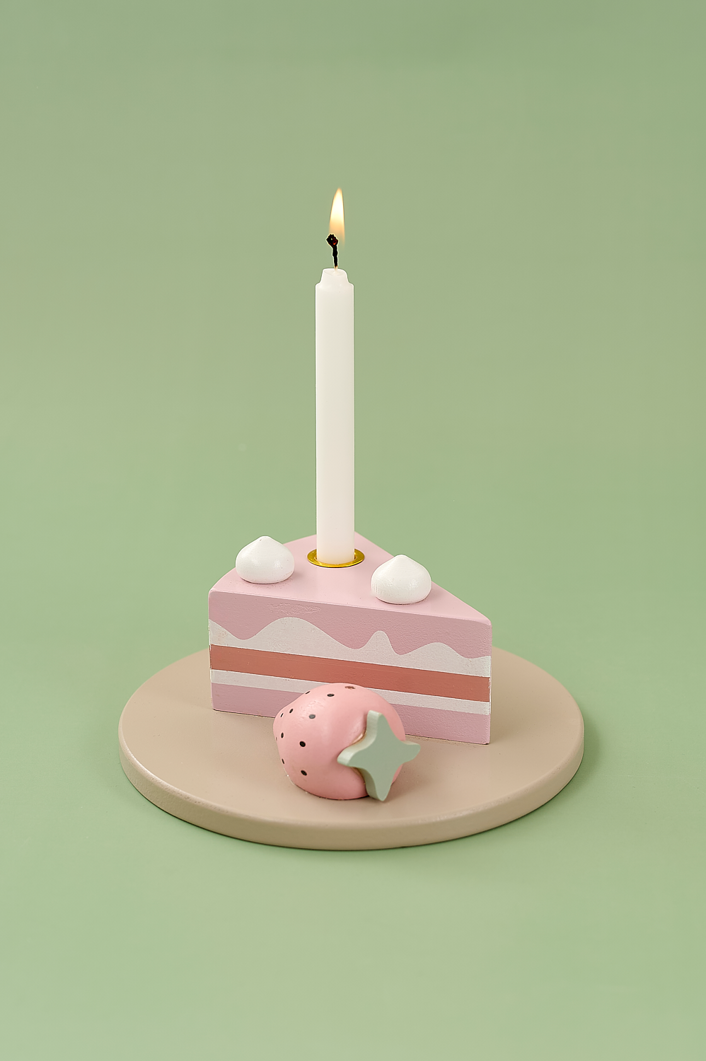 Candlestick strawberry cake