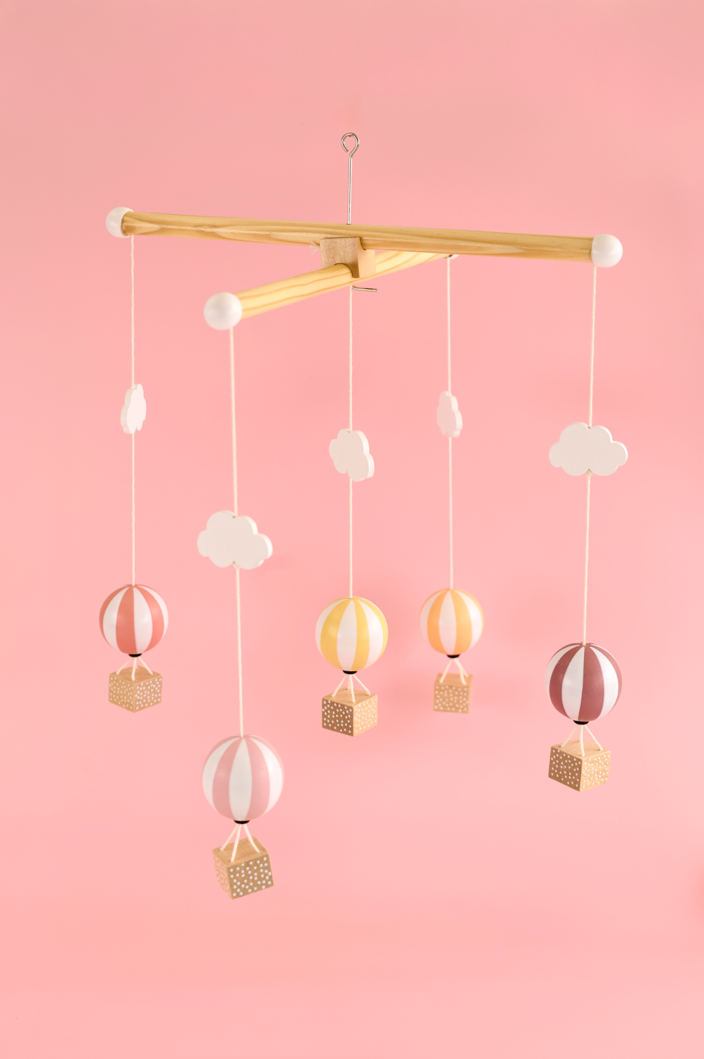 Wooden mobile air ballon