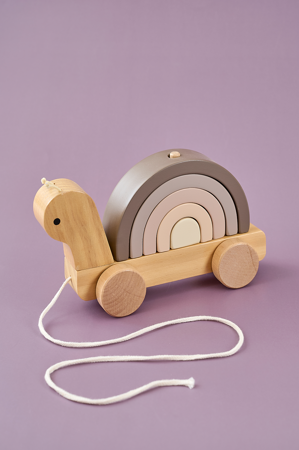 Pull and stacking snail