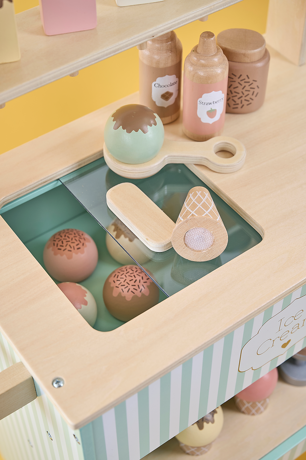 Ice cream shop stripes