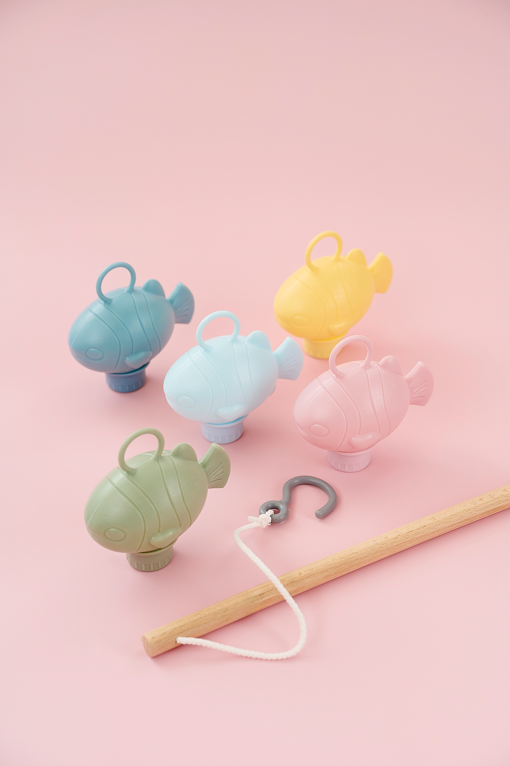 Go fishing bath toys